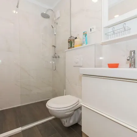 Summer Makarska * Makarska