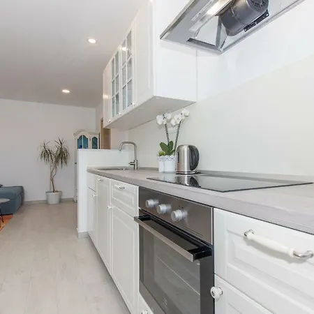 Summer Makarska * Makarska