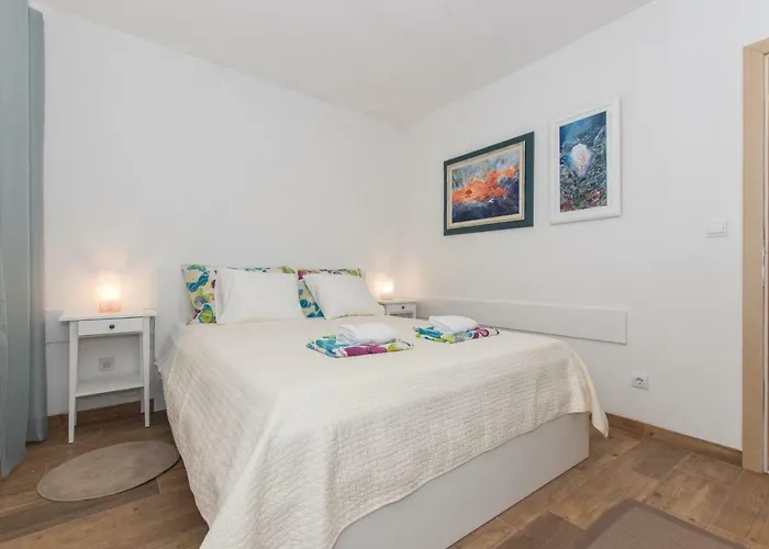 Summer Makarska * Makarska